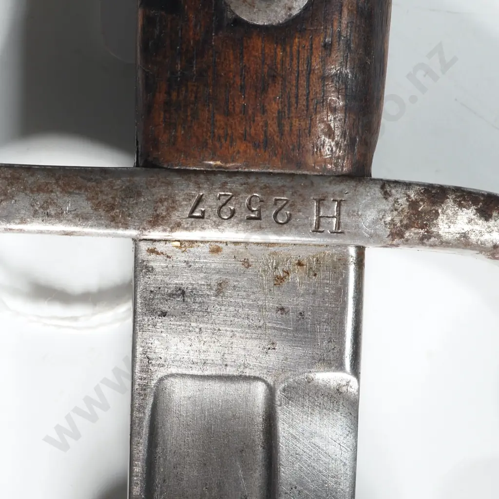 European Style WW1 Period Bayonet & Scabbard Image 1++