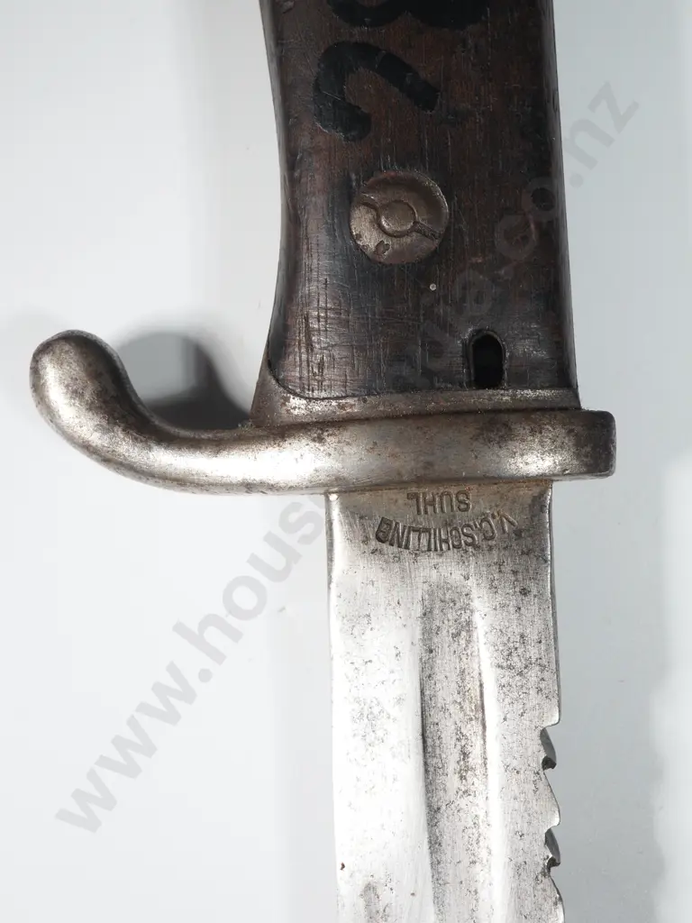 WW1 German Sawback Bayonet & Scabbard Image 1++