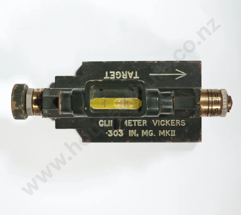 Vickers .303 inch Machine Gun Clinometer Mark II, Manufactured By Noblet & Forrest  In 1941. In Original Leather Case Image 1++