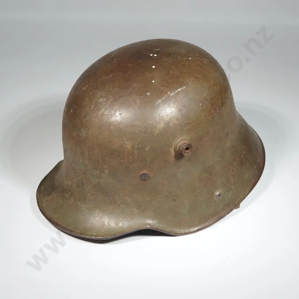 WW1 German M18 Steel Helmet w Original Liner & Chin Strap Image 1++