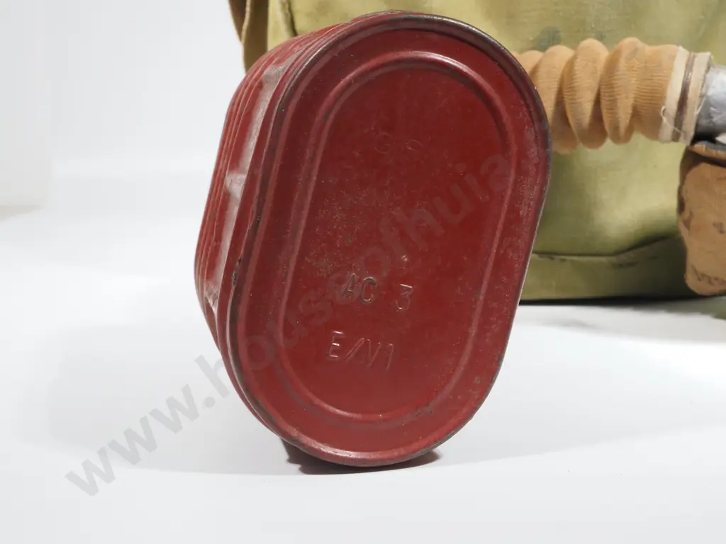 No 6 Gas Mask 1941 in Mk 7 Gas Mask Bag. Image 1++