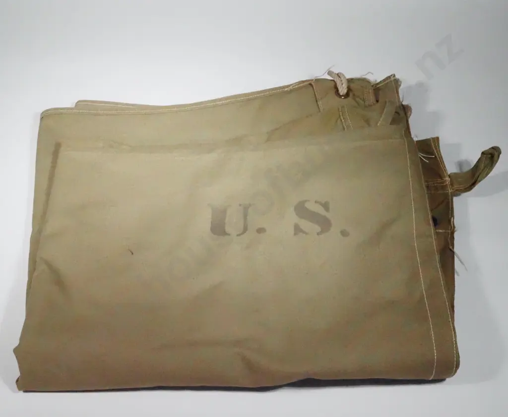 U.S. WWII Half Shelter. Image 1++