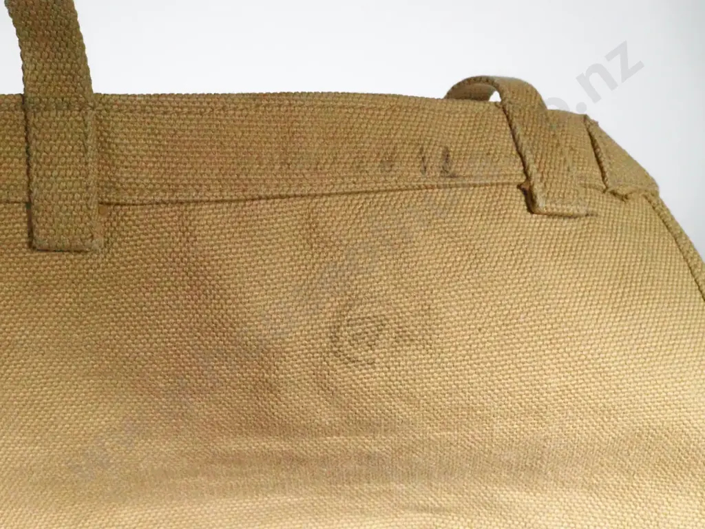 1937 Pattern Small Haversack. Image 1++