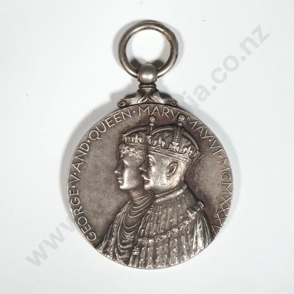 1935 Jubilee Medal Image 1++