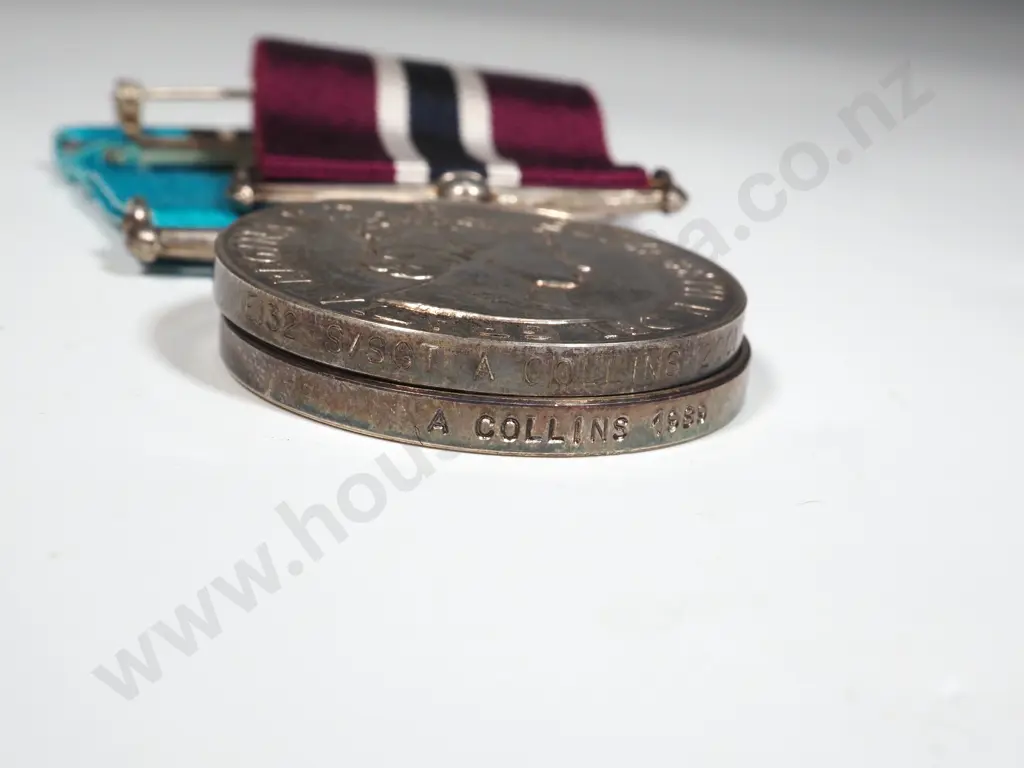 New Zealand Traffic Service (1989) & Police Long Service Good Conduct Medal (2001) to A Collins Image 1++