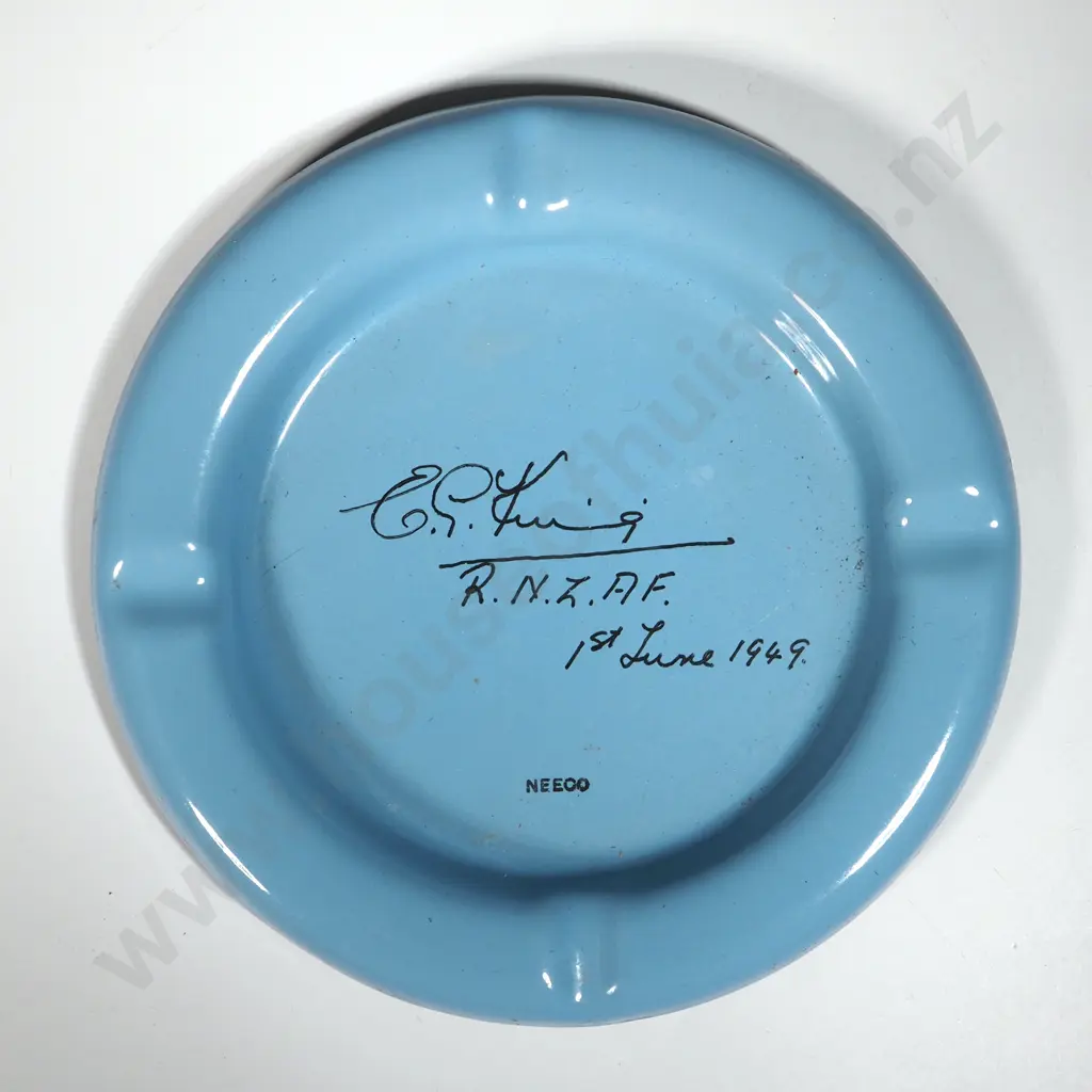 RNZAF Nico Ashtray w Facsimile E G Kings Signature 1949  Image 1++