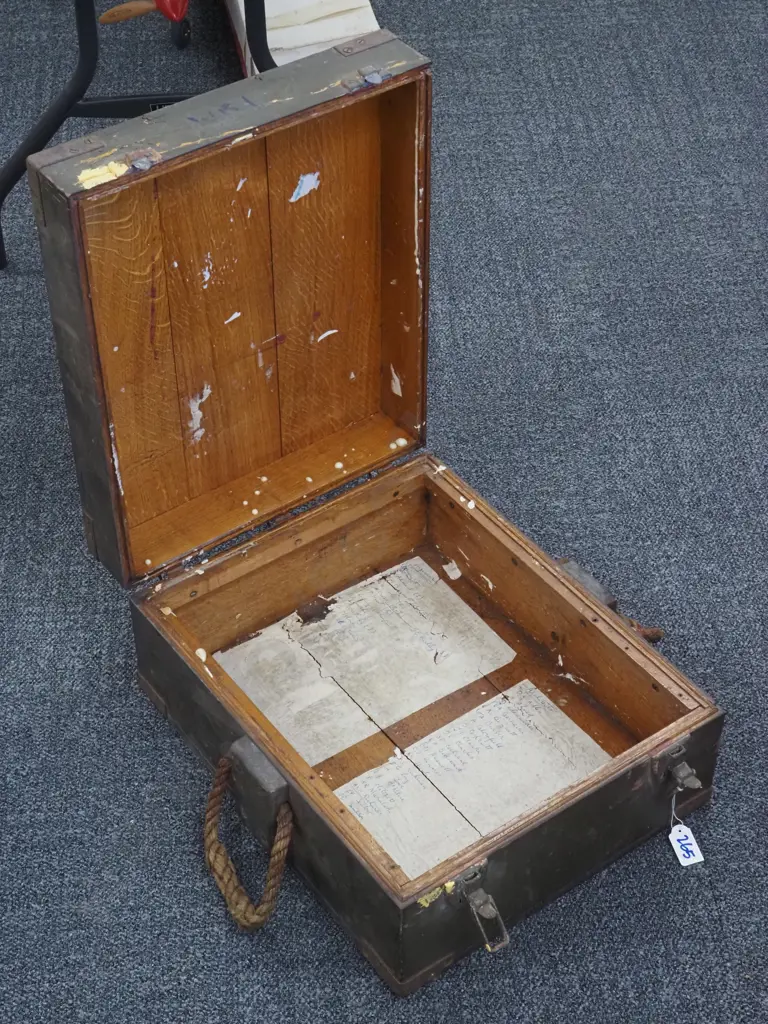 A WW1 Oak Ammunition Or Instrument Box With Original Painted Finish  Image 1++