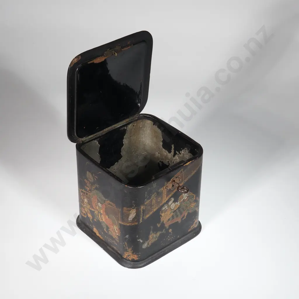 Chinoiserie   Papier Mache Tea  Caddy, Victorian 19th Century Tin Foil Lined. With Key Image 1++
