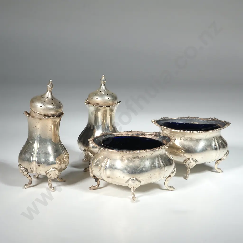 Pair Of Sterling Silver Salts Together with A Pair Of Matching Pepper Pots. Sheffield 1905. Cooper Bros. & Sons Image 1++