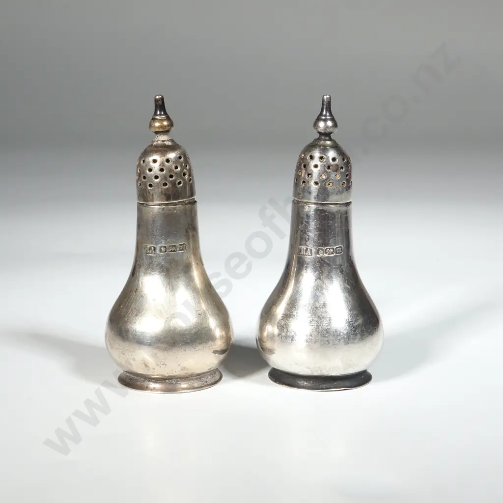 Pair Of Sterling Silver Pepper Pots. Atkin Bros Sheffield 1904 Image 1++