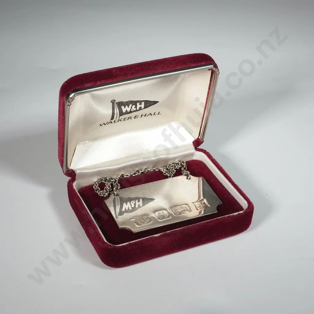 Walker & Hall Sterling Silver Decanter Label - Not Engraved  Image 1++