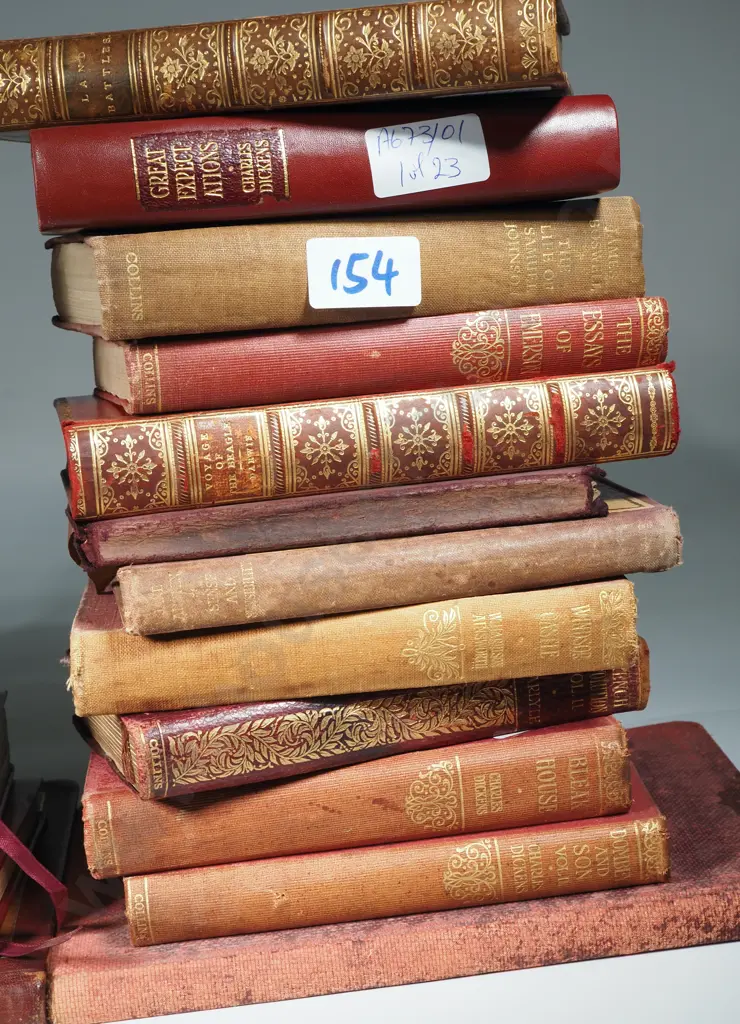 An Assorted Lot of Twenty-Three Bound Books - English Literature & One Persian. Image 1++
