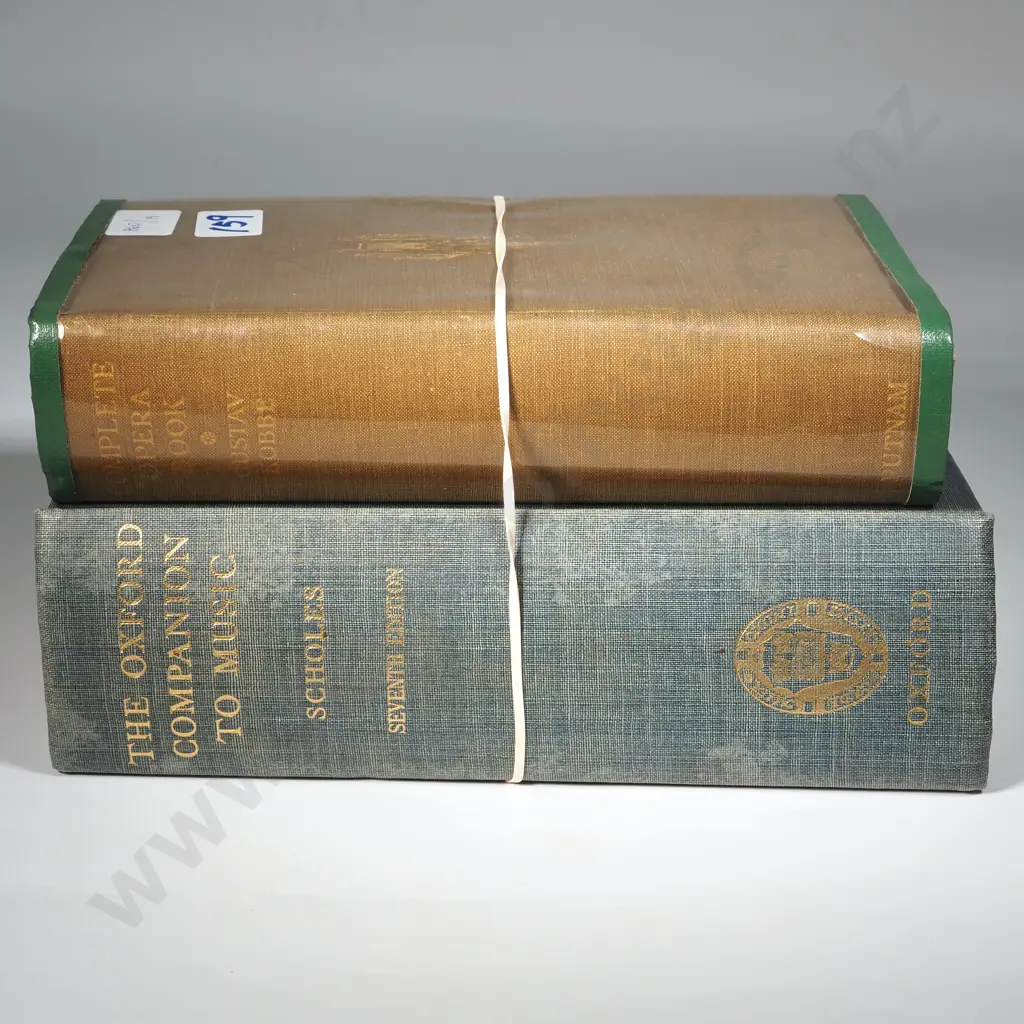 Complete Opera Book By Gustav Kobbe  & The Oxford Companion To Music By Percy A Scholes. 7th Edition Image 1++