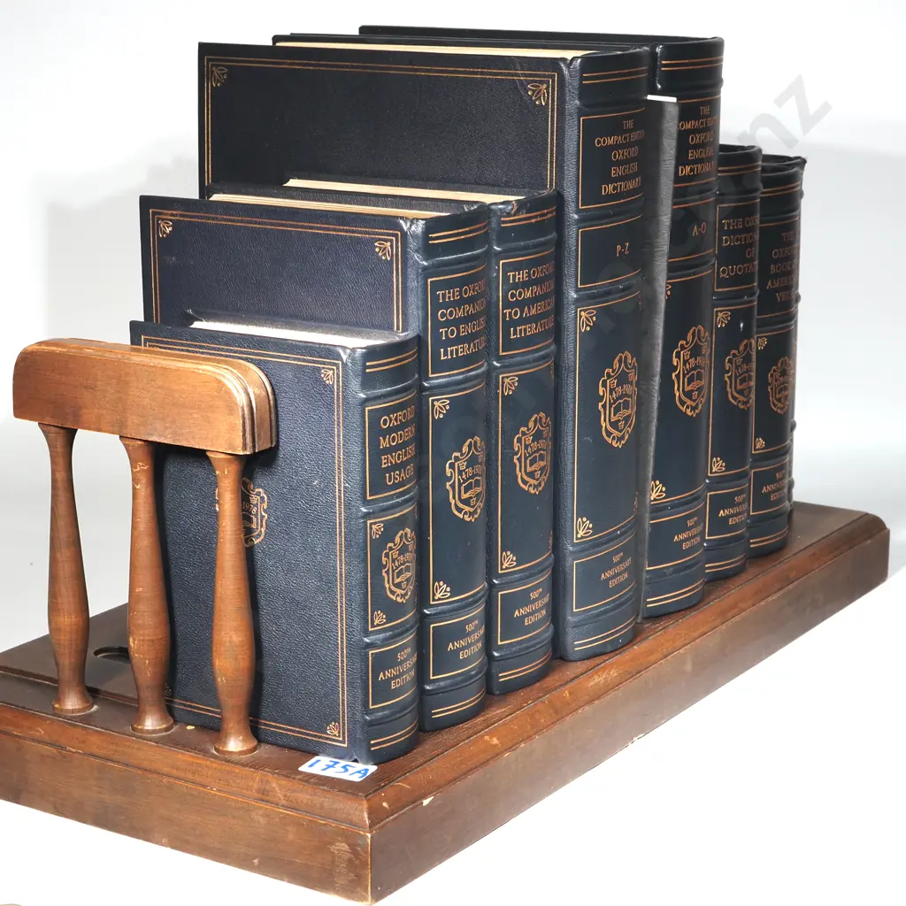 The 500th Anniversary Edition of the Oxford Reference Classics of the English Language. Eight Volume Set wWooden Stand. Image 1++