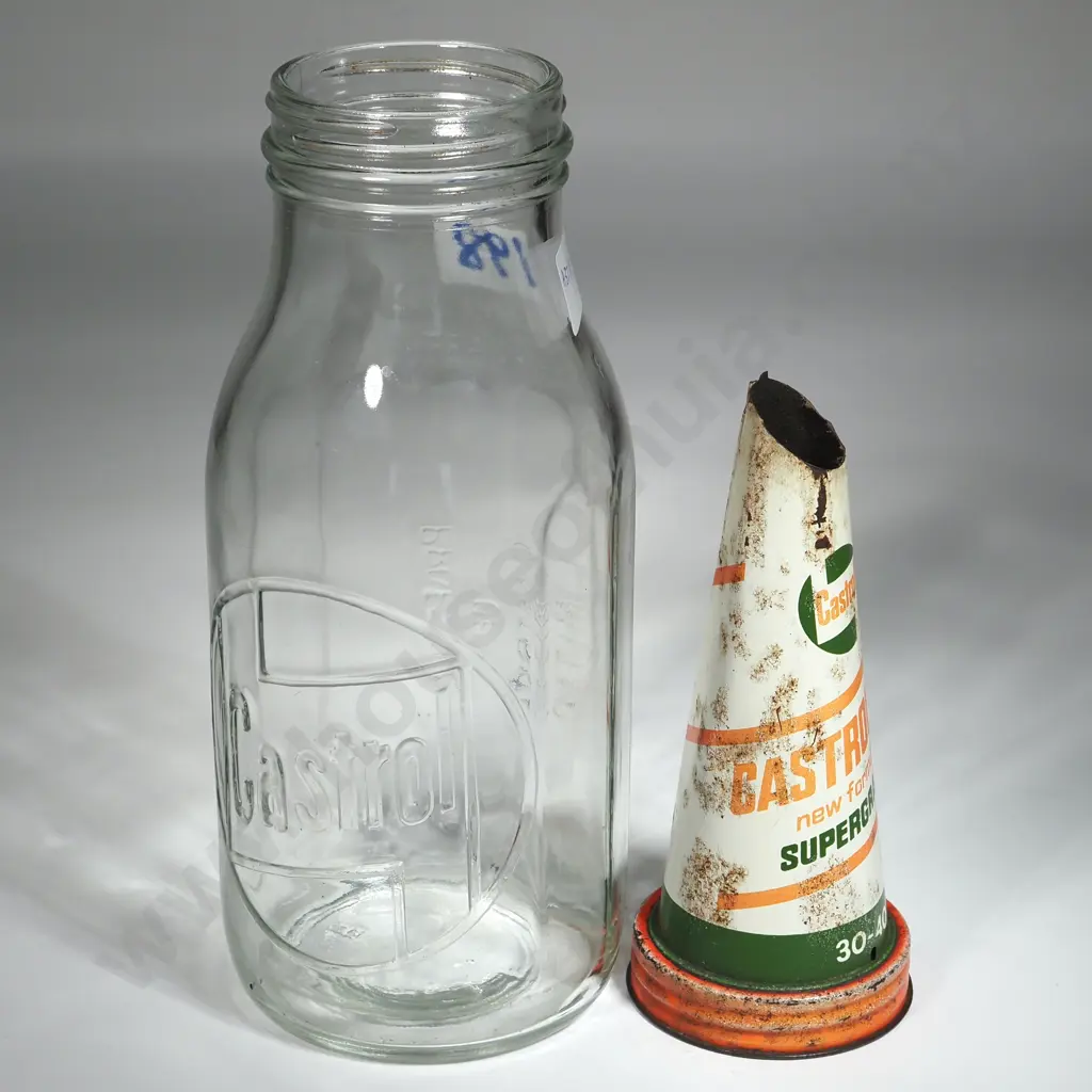 Vintage Castrol One Quart Motor Oil Bottle & Pourer. Bottle Embossed Property Of Castrol Limited Image 1++