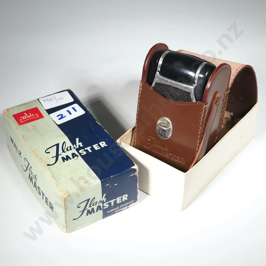 VINTAGE Walz Flash Master Camera Flash Original Box Image 1++