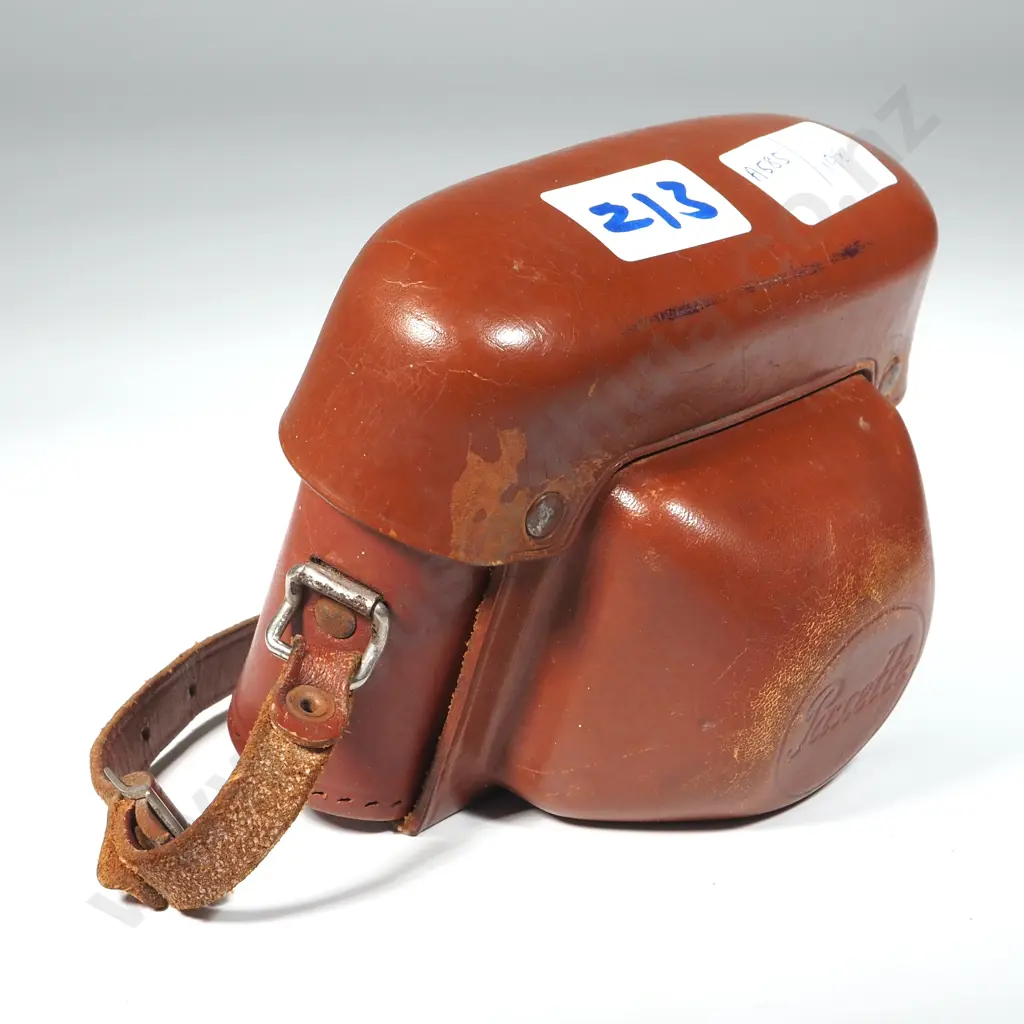 A Braun Paxette Vintage Camera In Original Case Equipped With A Steinheil Muchen Cassarit 50mm F/2.8 Lens Image 1++