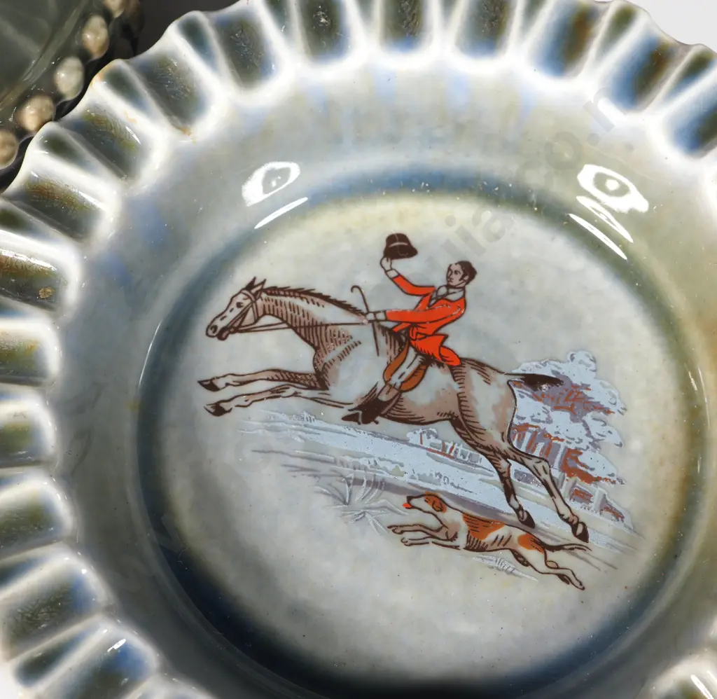 Irish Porcelain Pint Beer Mug & Two Wade Dishes. One For The Coronation Of Queen Elizabeth II Image 1++