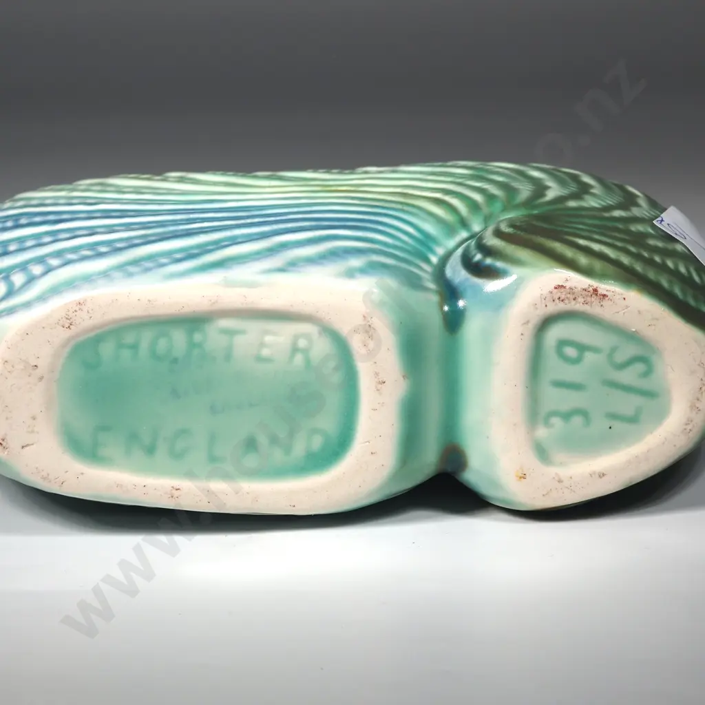 Shorter Shell Vase in Green/Blue Tones. Image 1++