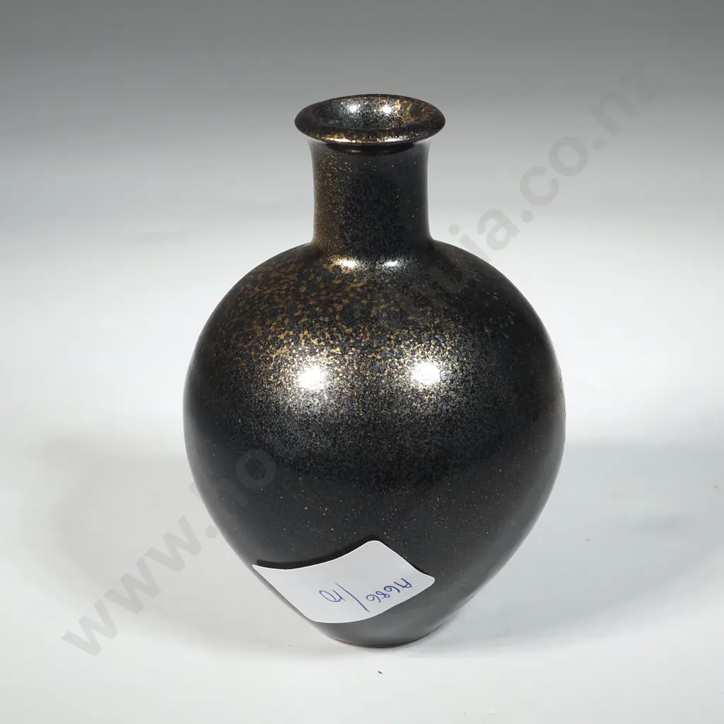 Waimea Pottery? Vase Decorated With A Gold & Bronze Mottled Glaze Image 1++