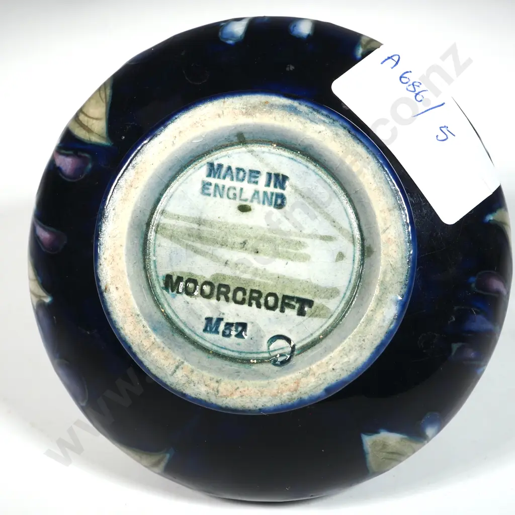 Small Moorcroft Vase Decorated With Plums & Signed With Green Moorcroft Signature  Image 1++