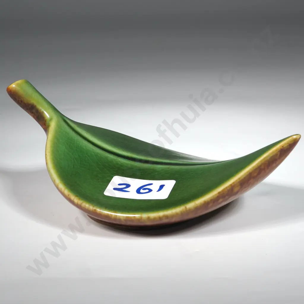 Pottery Leaf By Bob Steiner NZ Potter  Image 1++