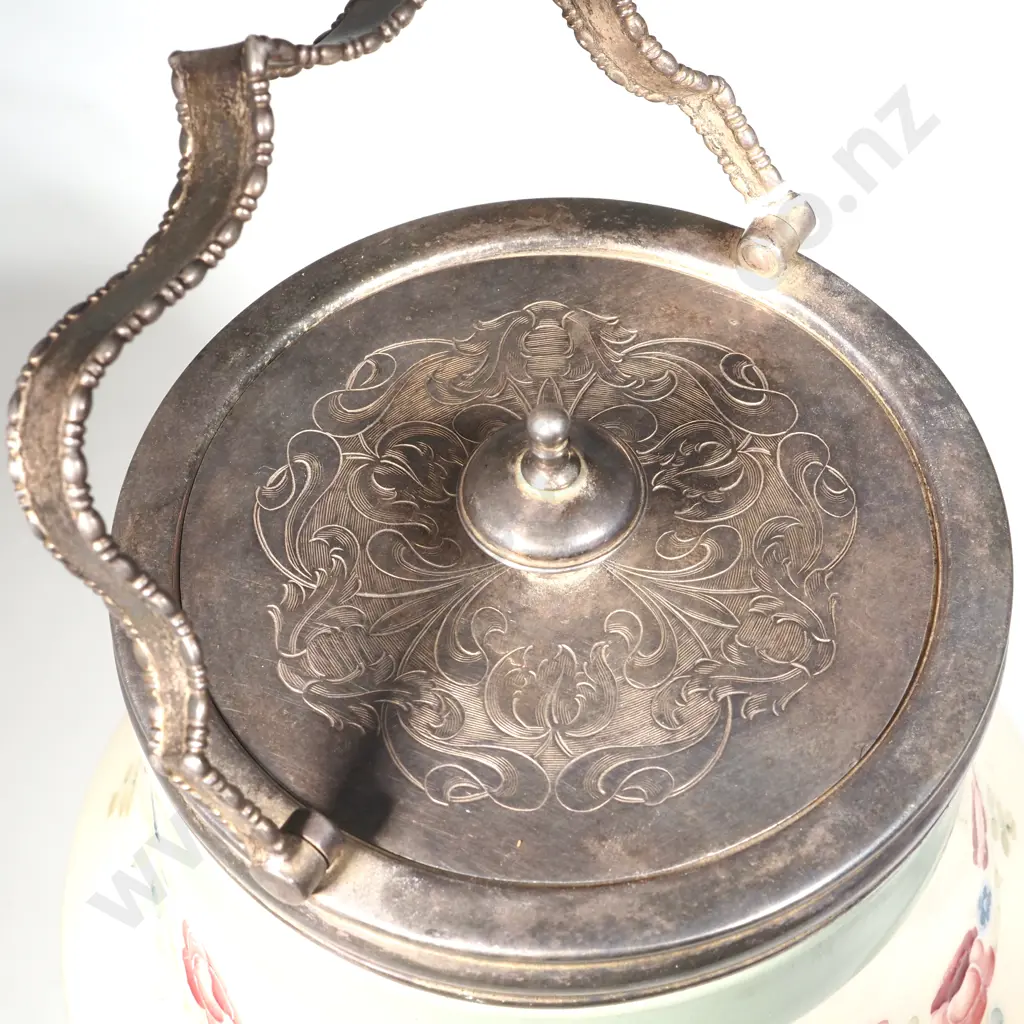 Moorcroft Mcintyre Pottery Biscuit Barrel.Circa 1908.Tube Lined & Decorated In Shades Of Pink/Green In The 18th Pattern Image 1++