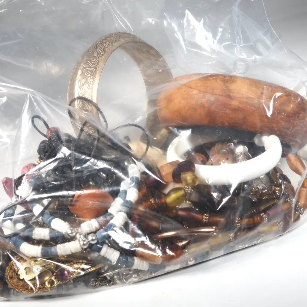 Collection of Costume Jewellery Including Bangles, Necklaces & Earrings  Image 1++