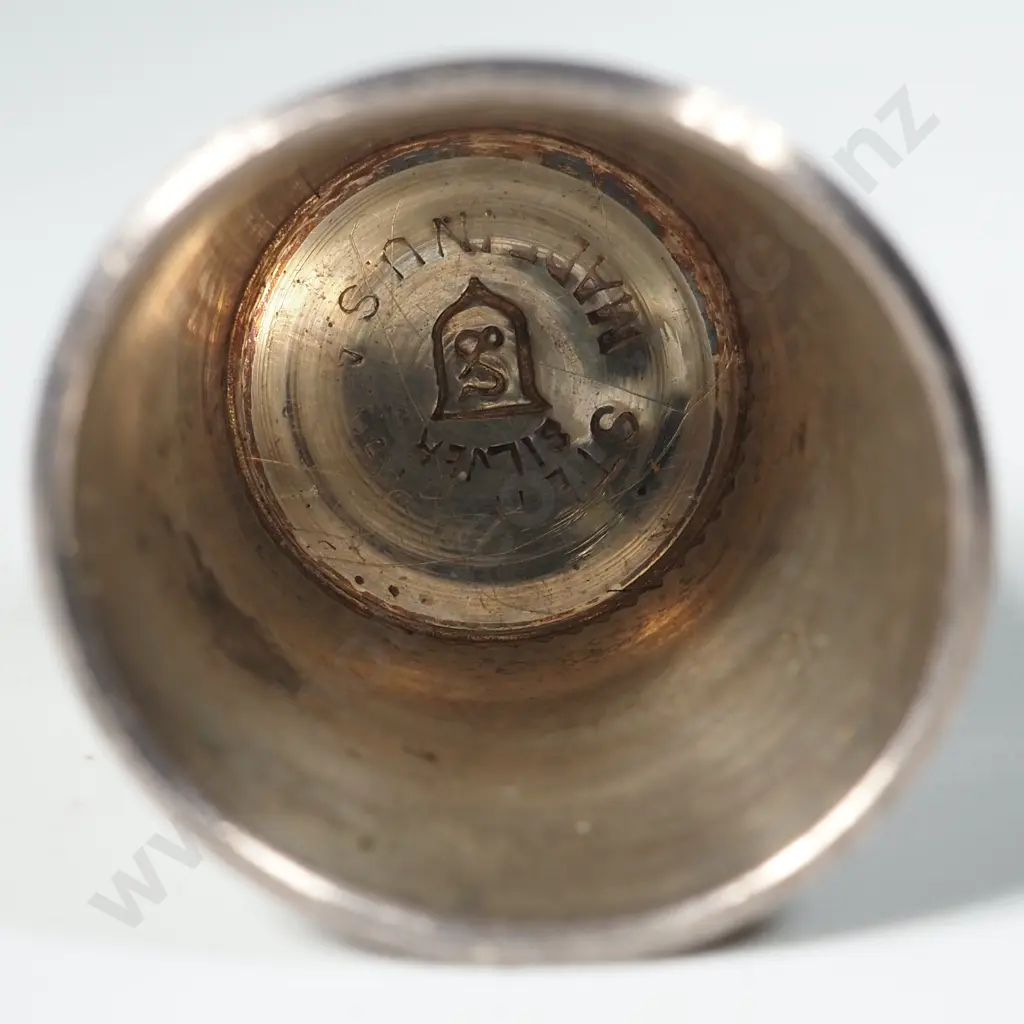 Small Sterling Silver Thimble. Marked to the Interior.  Image 1++