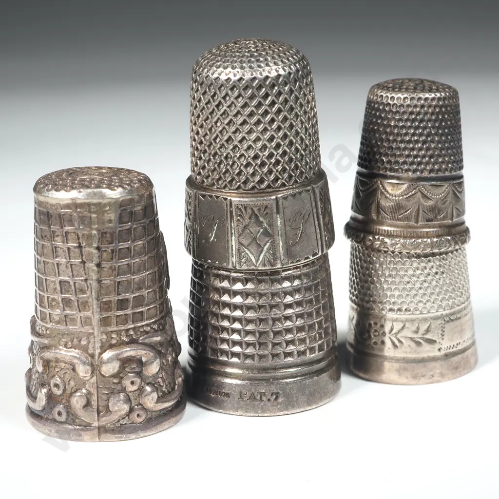 Five Metal Thimbles - Various Sizes. Image 1++
