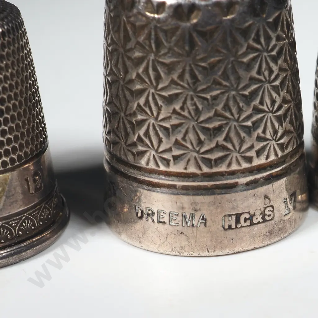 Four Metal Thimbles One Engraved Bertha 1896. Image 1++