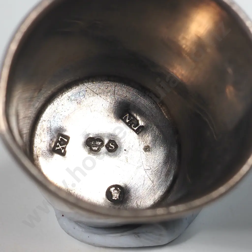 Silver Thimble - Marks Indecipherable. Engraved Frida Image 1++