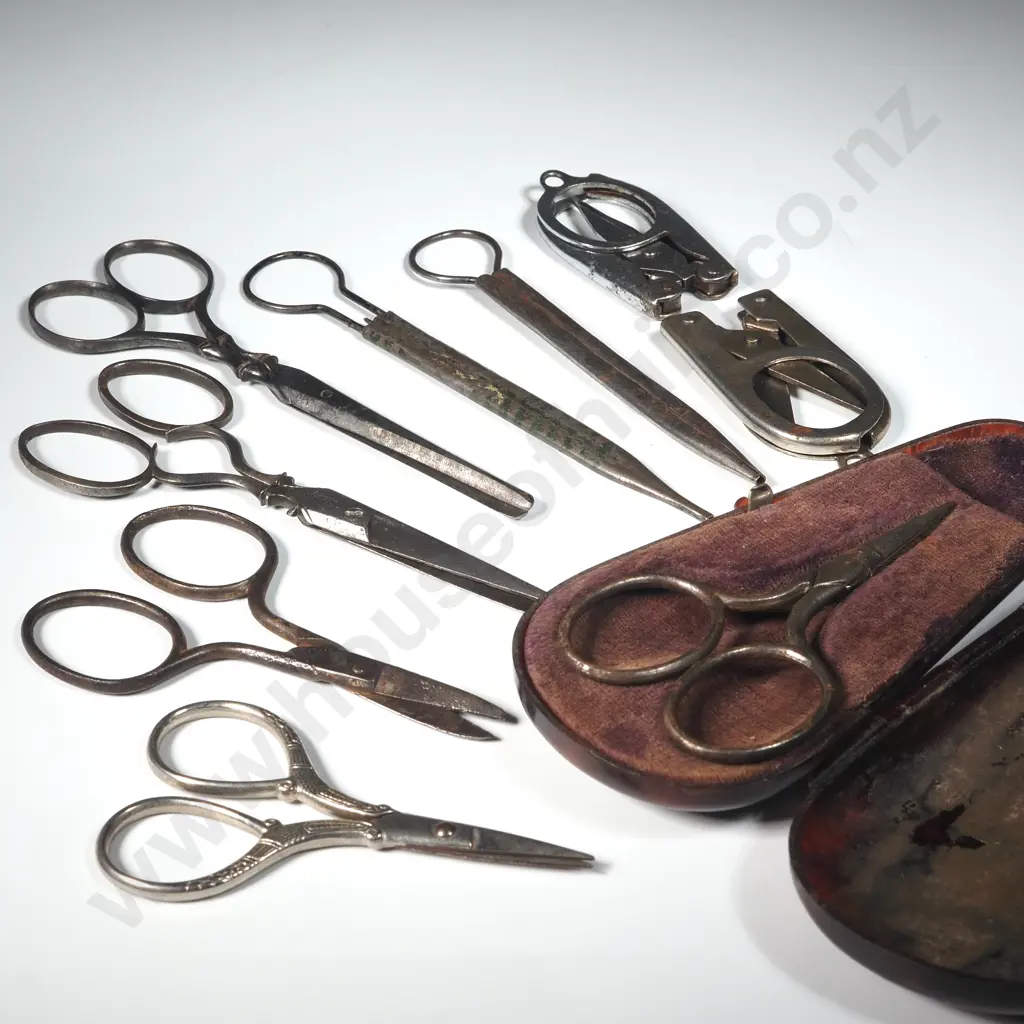 Nine Sewing Scissors & a Bakerlite Scissors Case (A/F)  Image 1++