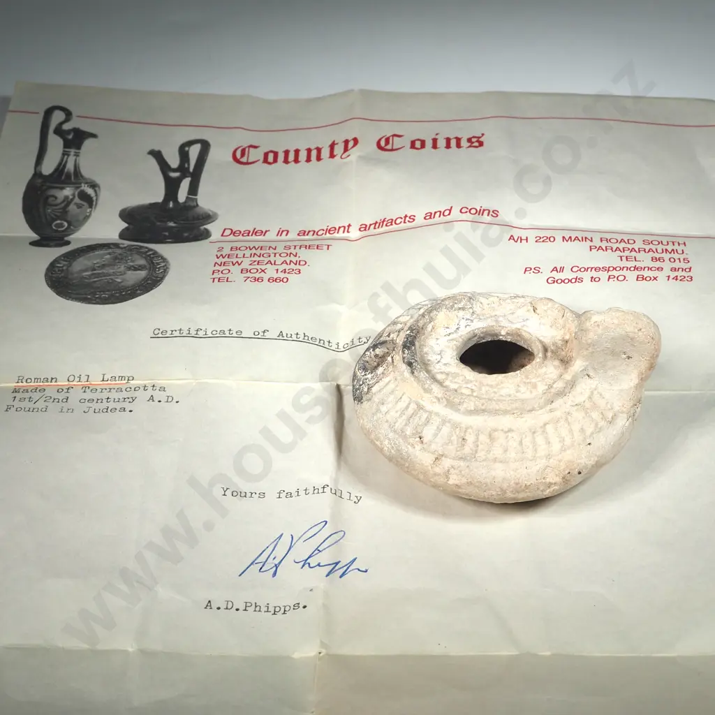 Roman Terra Cotta  Oil Lamp With Letter Of Authenticity. 1st & 2nd Century In Judea Image 1++