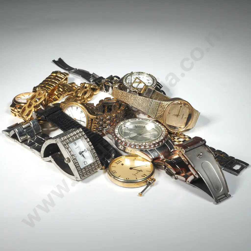 Ten Vintage Ladies Wristwatches. Image 1++