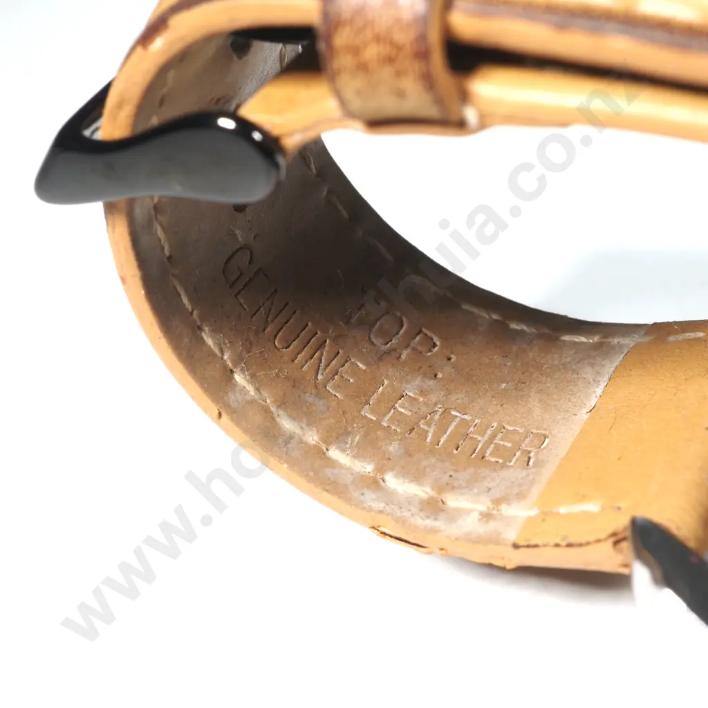 Casio Mens Stainless Steel  Wristwatch WR 200 Image 1++