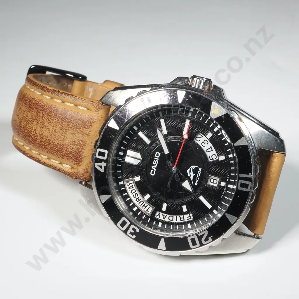 Casio Mens Stainless Steel  Wristwatch WR 200 Image 1++