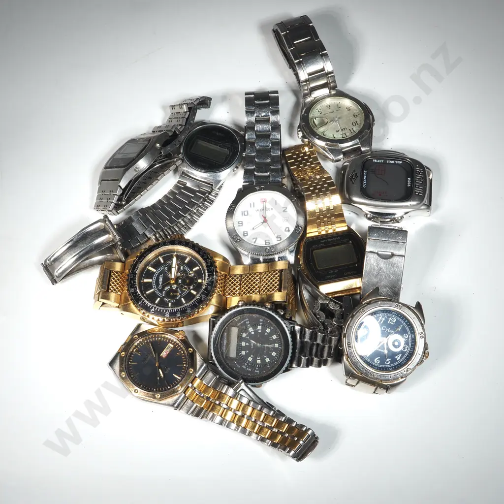 Collection Of Ten Various Gentlemens' Wristwatches Including Diesel, Rip Curl, Wenger Image 1++