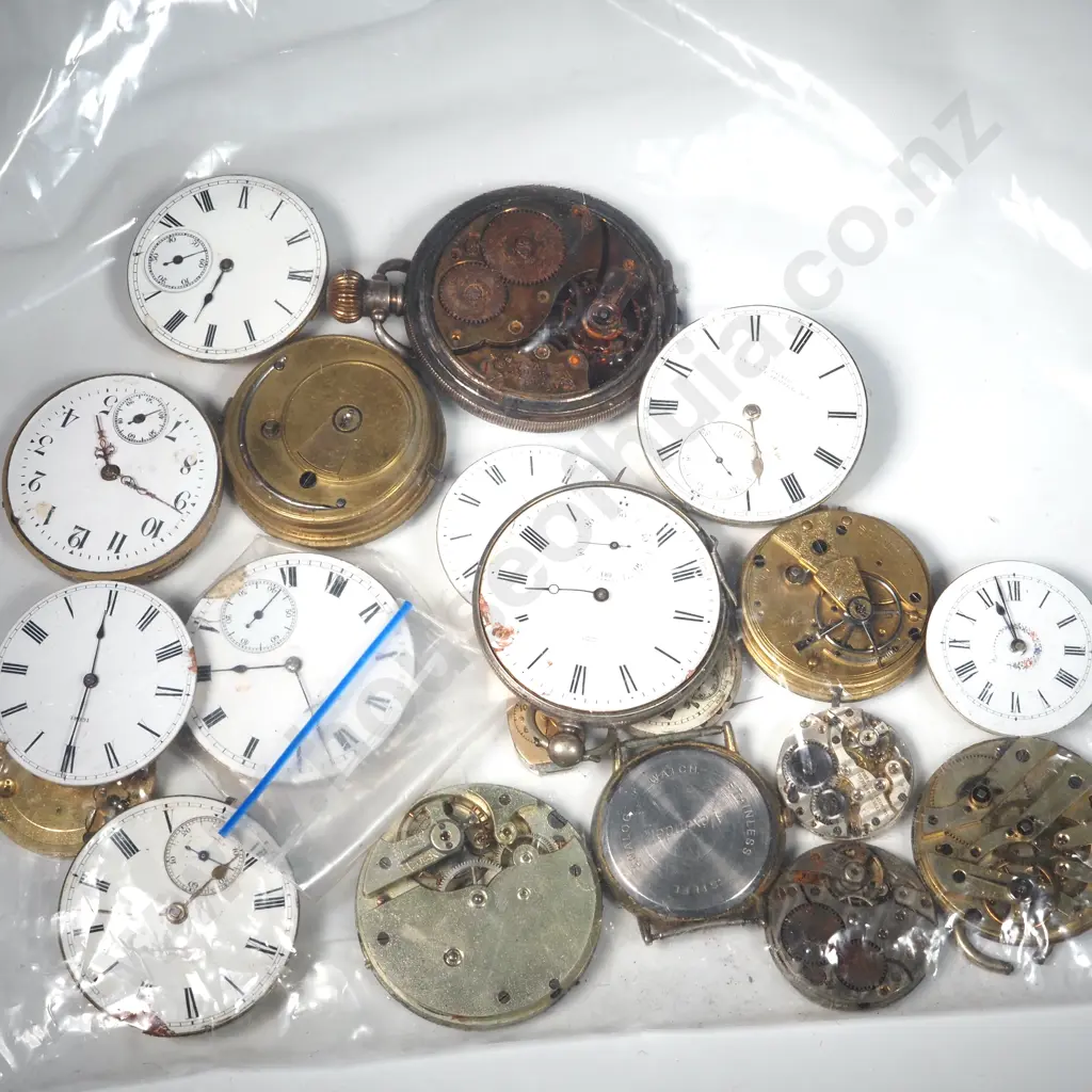 Large Quantity Of Watch  Movements & Parts Image 1++