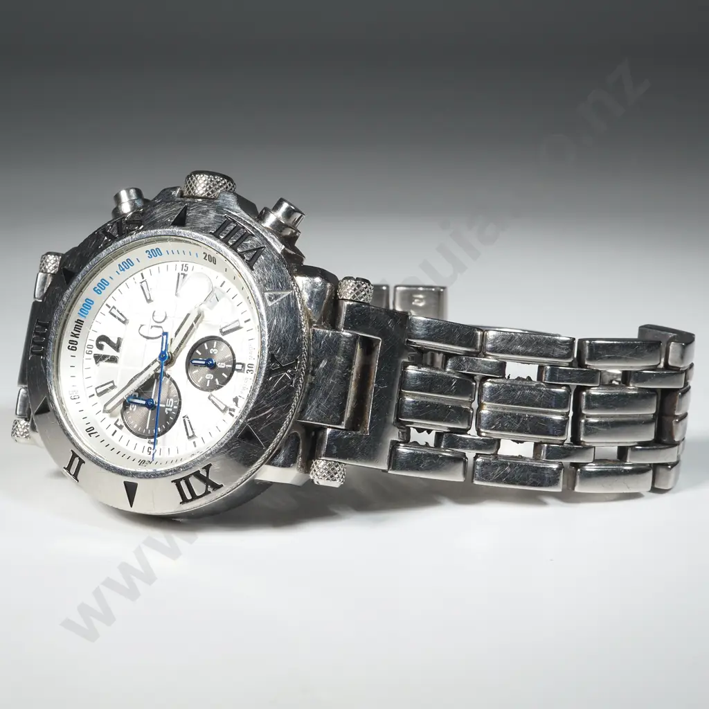 Guess Gents  Swiss Made Analogue Watch GC41002G Image 1++