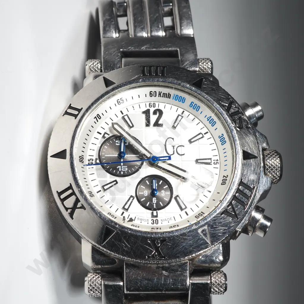 Guess Gents  Swiss Made Analogue Watch GC41002G Image 1++