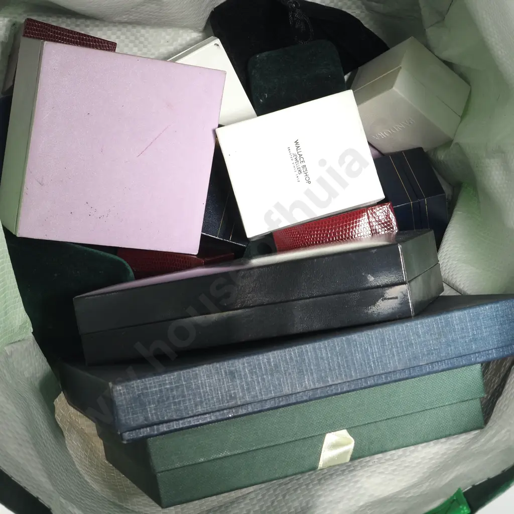 Bag Containing Jewellery & Watch Boxes Image 1++