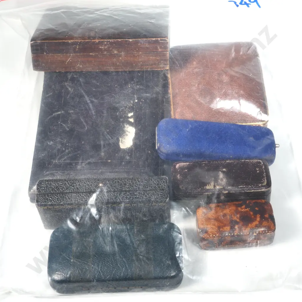 Bag of Vintage & Antique Jewellery & Watch Boxes  Image 1++