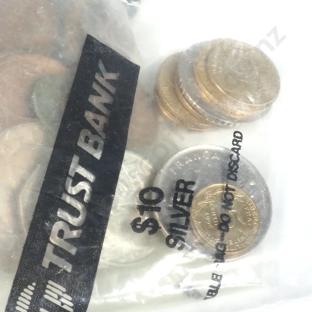Bag Of Foreign Coins To Include Austria, Portuagal, Holland, Spain, France  Image 1++