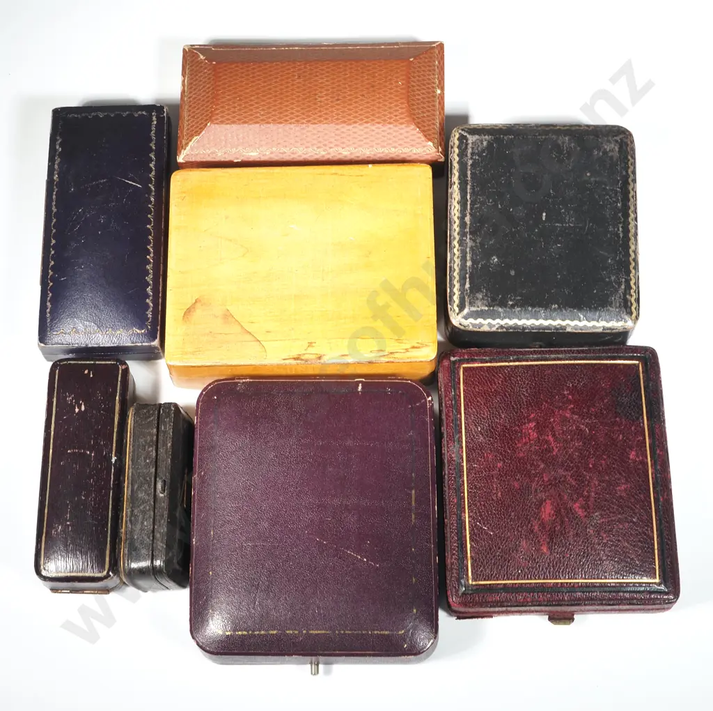 Bag of Vintage & Antique Jewellery & Watch Boxes Including One Wooden Watch Box  Image 1++
