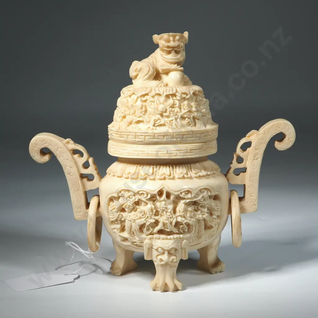 Carved Lidded Censor. Two Ring Handles & Carved Foo Dog Image 1++