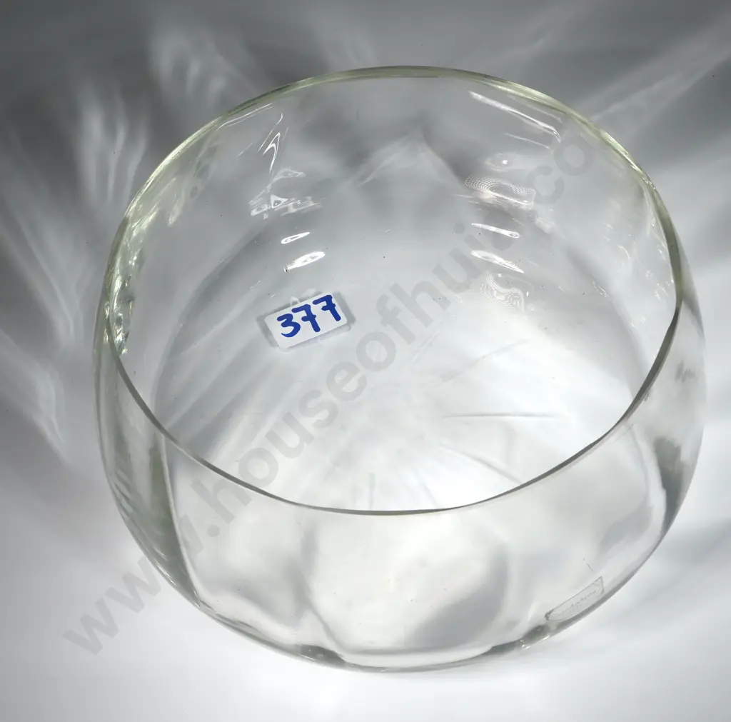 Glass Serving Bowl. Pasabahca Turkey. D 220mm x H 115 mm  Image 1++