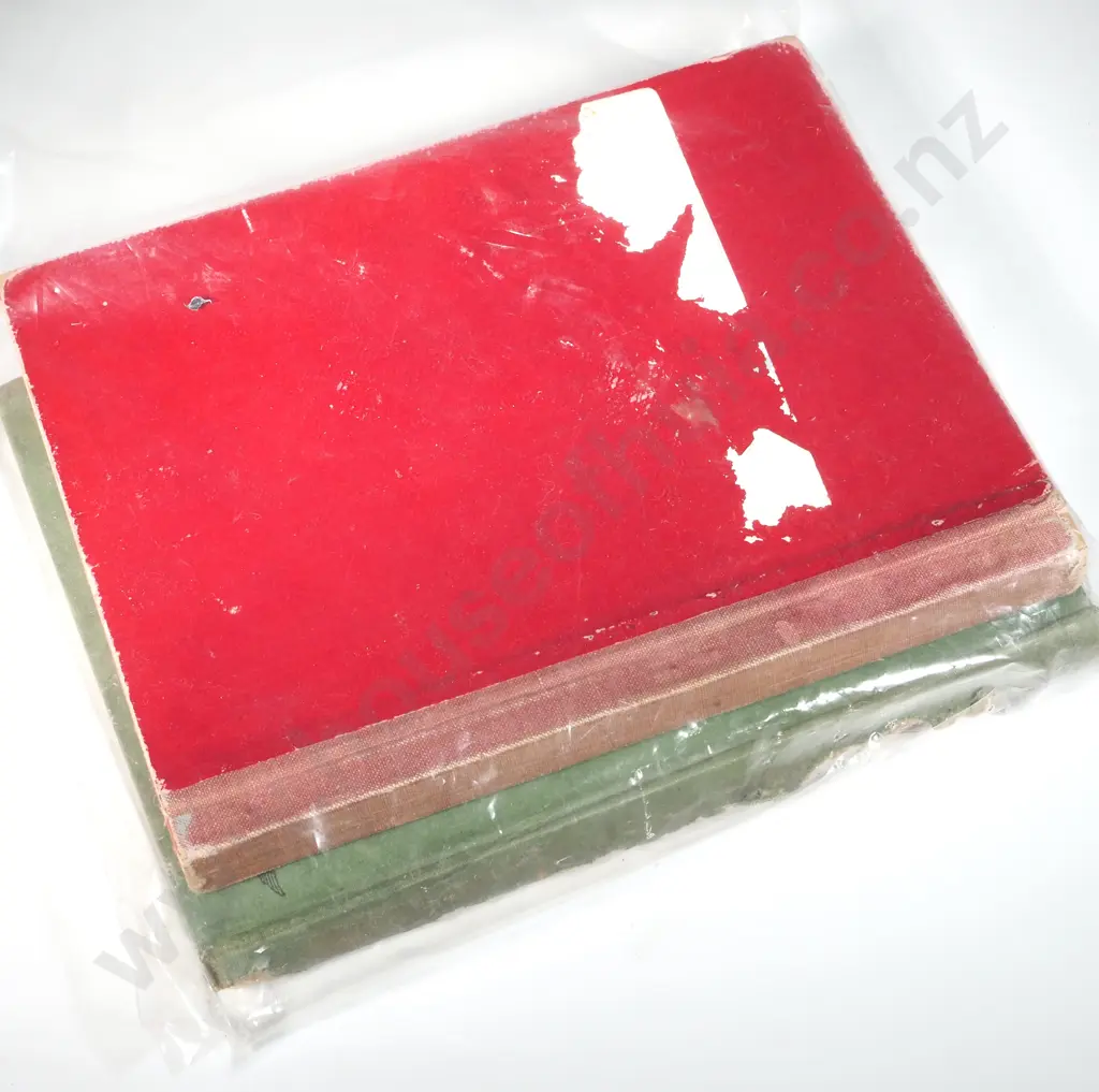 The New 'Wyndham' Stamp Album & Stanley Gibbons Improved Postage Stamp Album. Image 1++