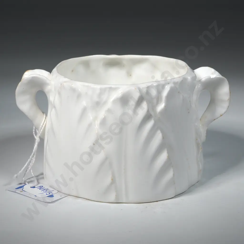 Royal Worcester Leafy Cream Ware Sugar Bowl. Verso Leadless Glaze  Image 1++