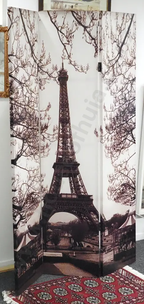 Three Panelled Canvas Screen With View of The Eiffel Tower Image 1++